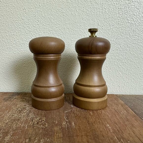 Nasco Japan Wooden MCM Vintage Salt Shaker and Pepper Grinder Set - Picture 3 of 9